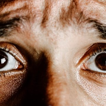 Zrozumieć suchego oka: przyczyny, objawy i najnowsze metody leczenia