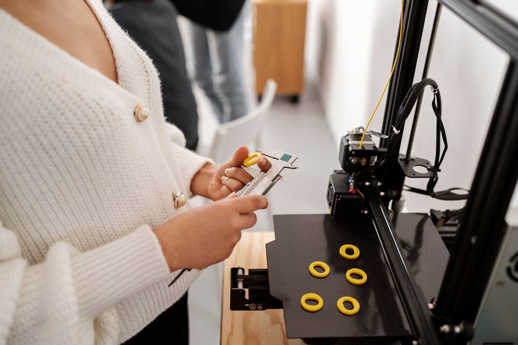 Rozwijanie umiejętności w dziedzinie druku 3D. Jak serwis electronicsafterhours.com wspiera początkujących i zaawansowanych użytkowników